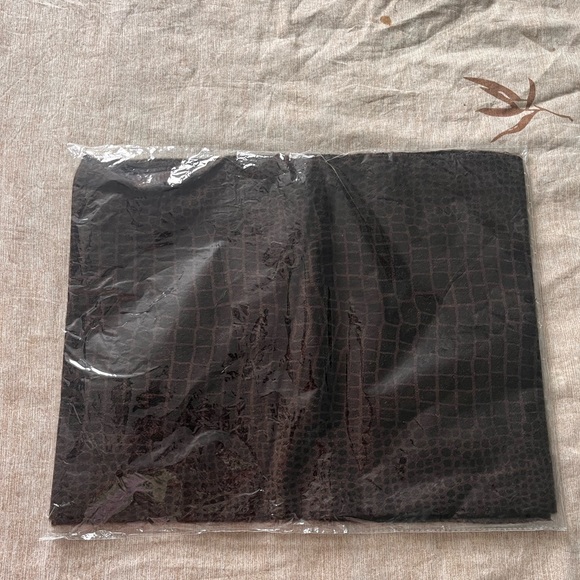 Inner Mongolia Kousei Cashmere 10% Wool 90% New! Scarf shawl Crocodile Print - Picture 12 of 13